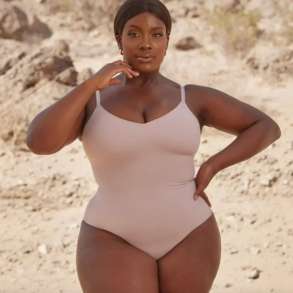 Pinsy Bonded Spaghetti Hourglass Shapewear Cheeky Bodysuit - Brand new! - 2X - Picture 3 of 11